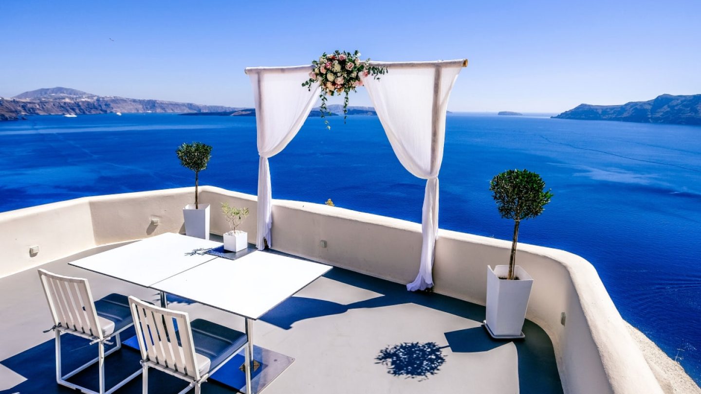 Review Hotel Canaves Oia Suites