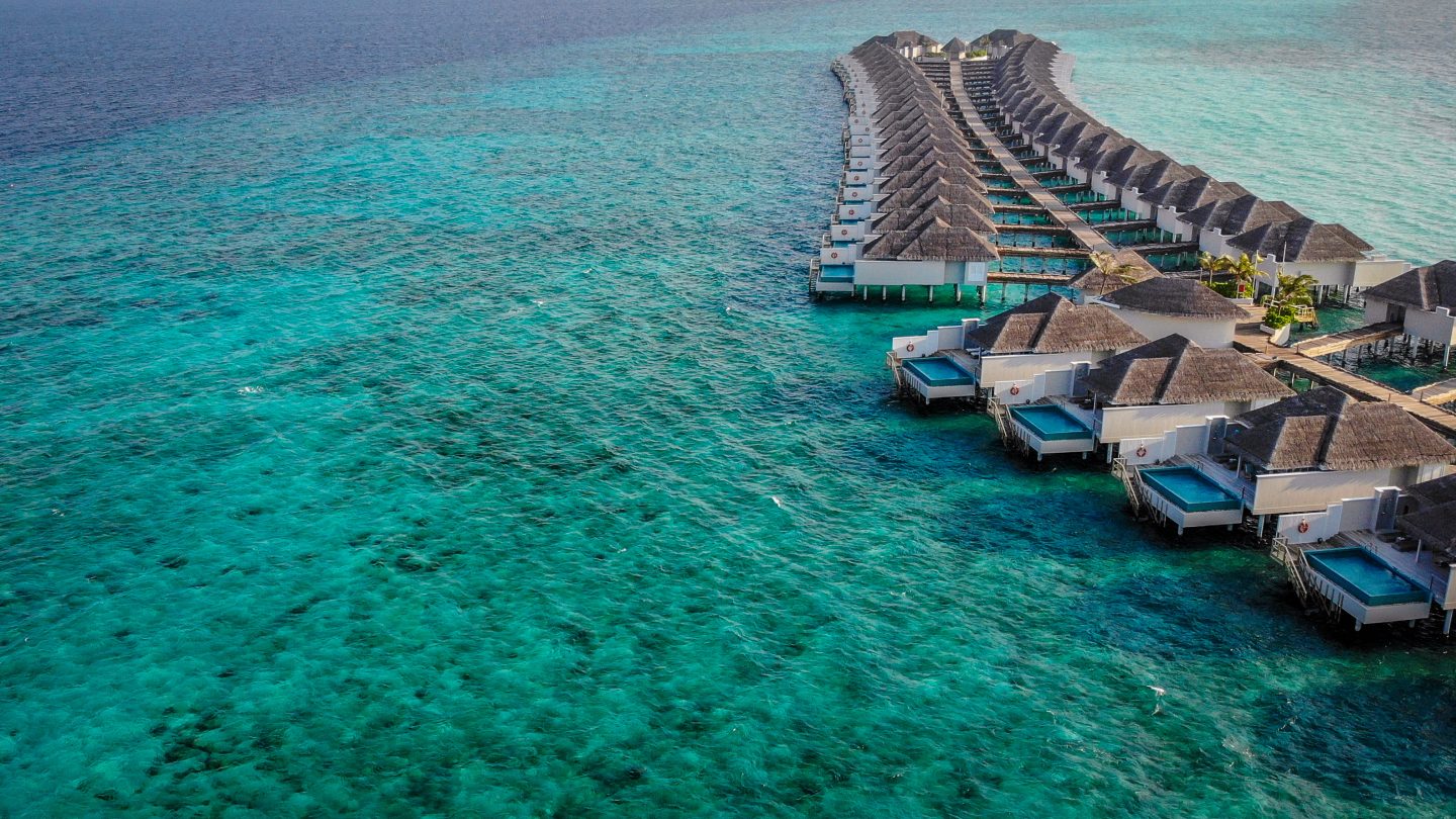 Review Hotel Finolhu Maldives Resort