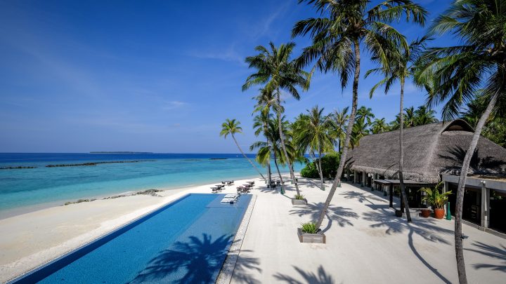 Review Hotel Velaa Private Island